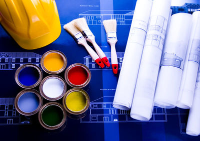 蓝图指引下的框架房屋模型涂装工程施工全流程解析